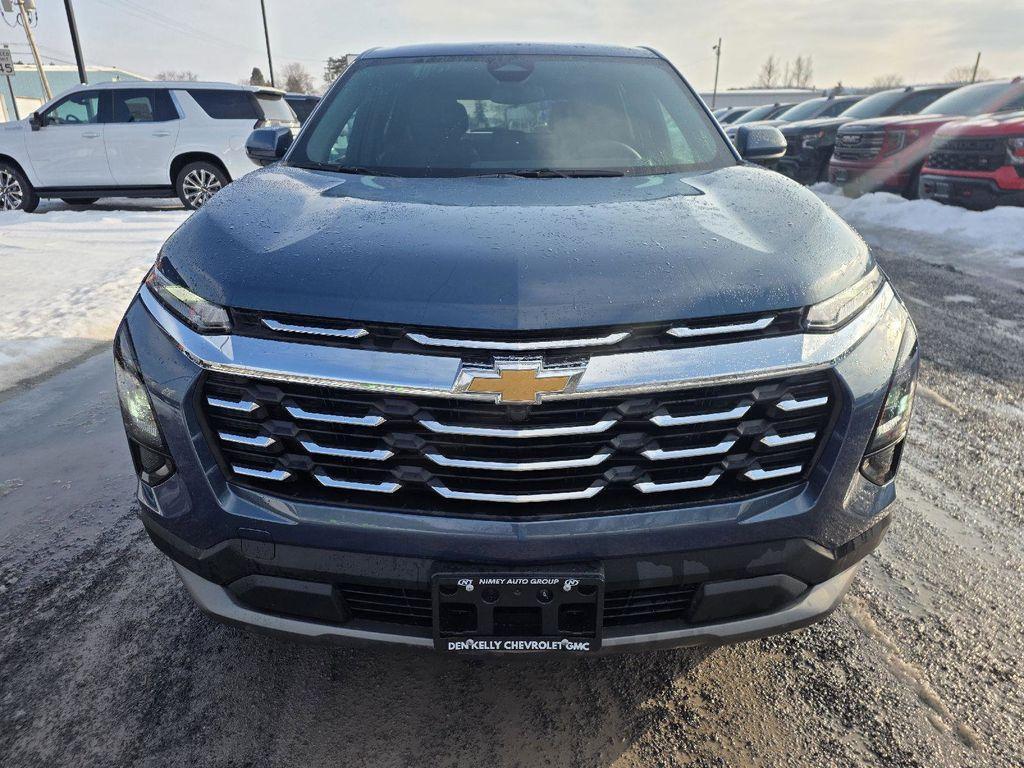 new 2026 Chevrolet Equinox car, priced at $33,120