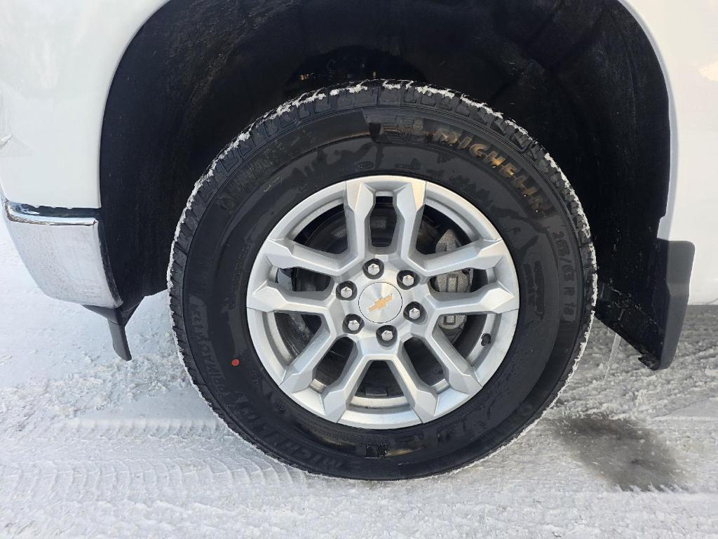 new 2026 Chevrolet Silverado 1500 car, priced at $47,077