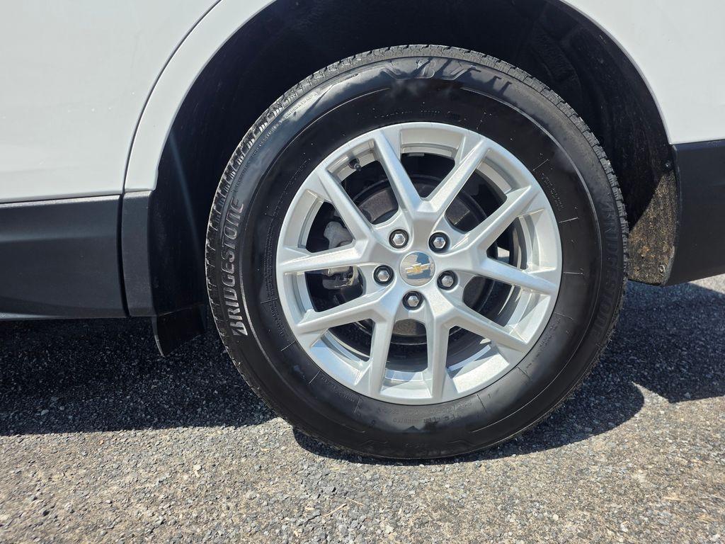 used 2024 Chevrolet Equinox car, priced at $27,567