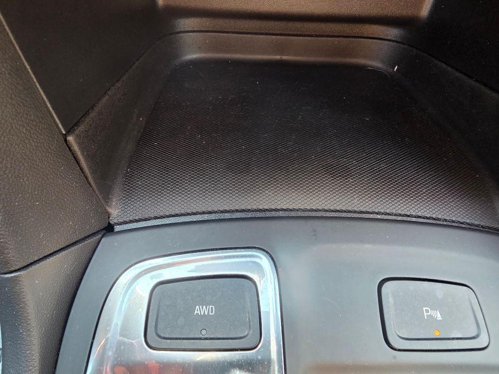 used 2024 Chevrolet Equinox car, priced at $27,567