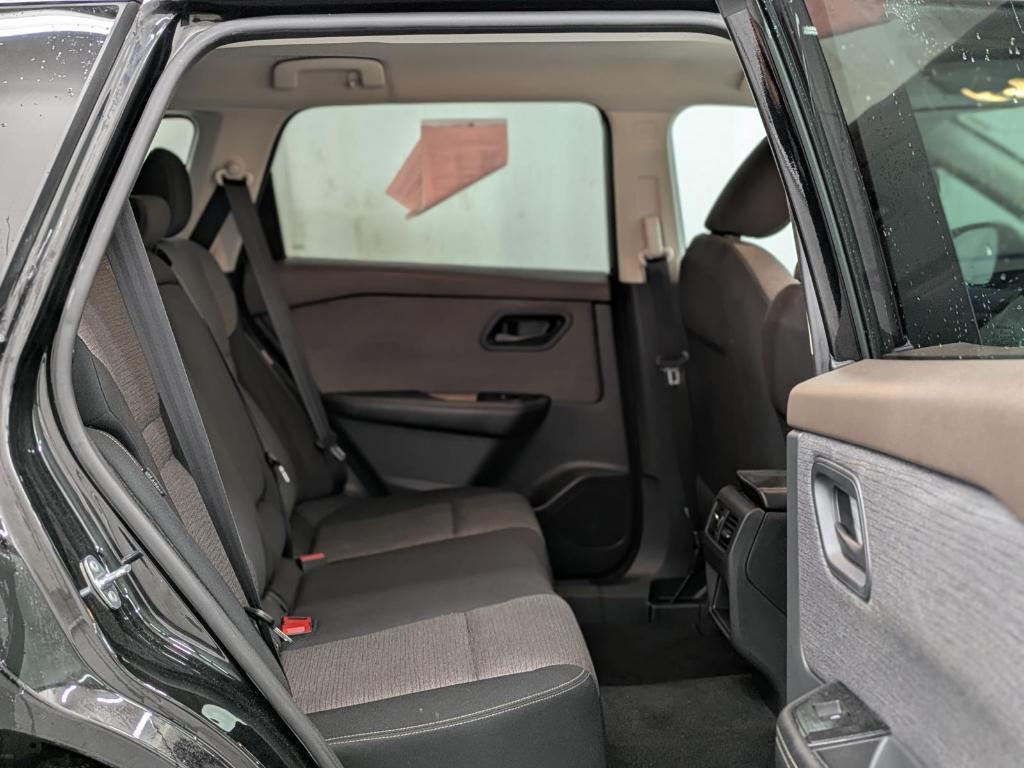 used 2021 Nissan Rogue car, priced at $19,994