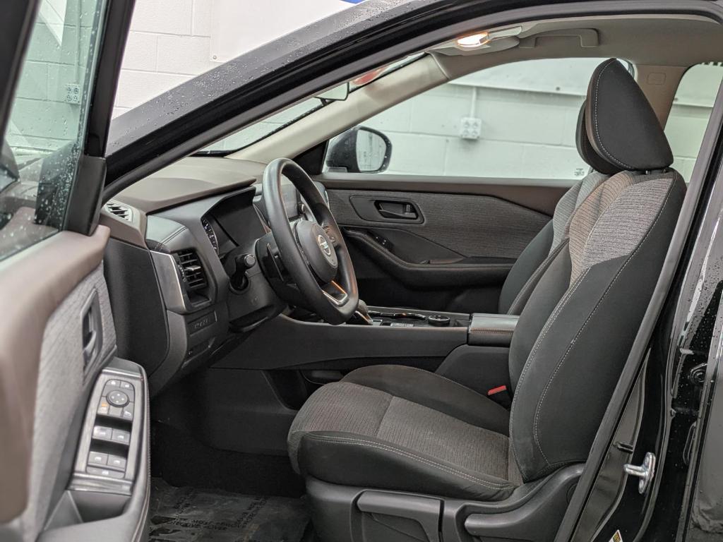 used 2021 Nissan Rogue car, priced at $19,994