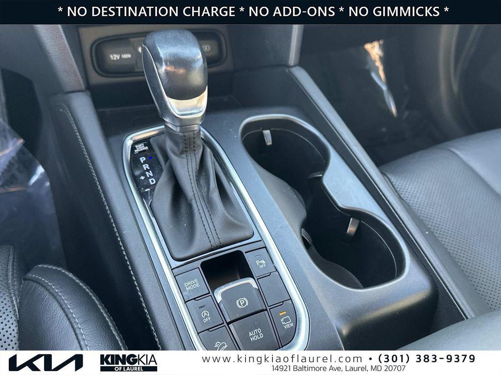 used 2020 Hyundai Santa Fe car, priced at $16,000