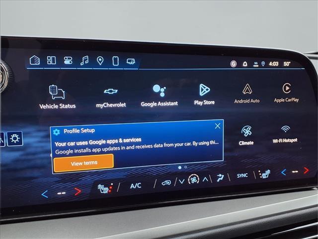 used 2025 Chevrolet Traverse car, priced at $39,900