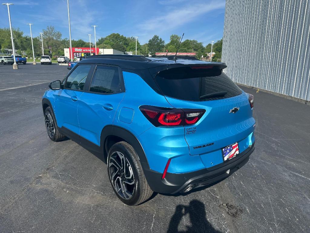 new 2025 Chevrolet TrailBlazer car, priced at $32,320