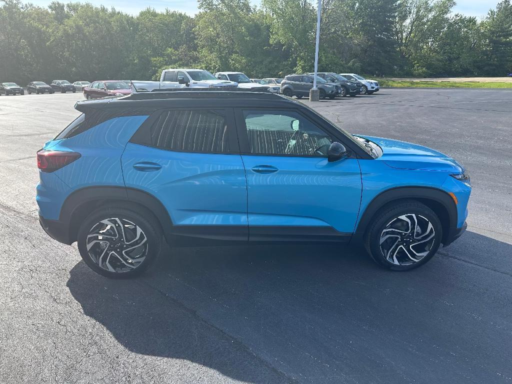 new 2025 Chevrolet TrailBlazer car, priced at $32,320