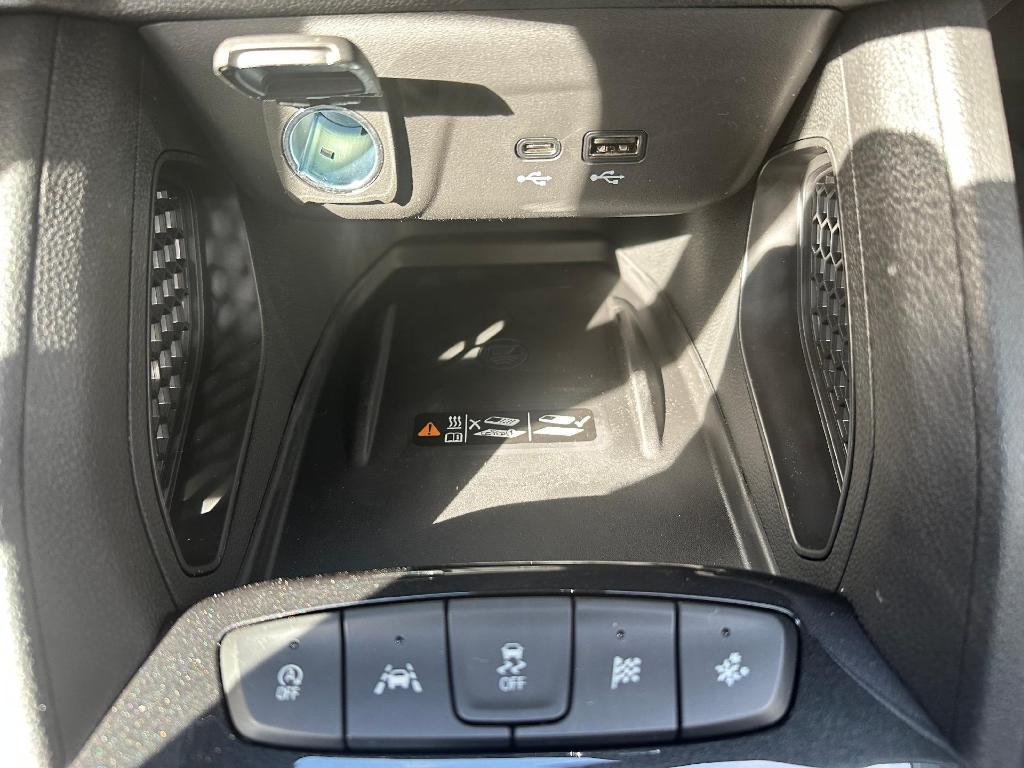 new 2025 Chevrolet TrailBlazer car, priced at $32,320