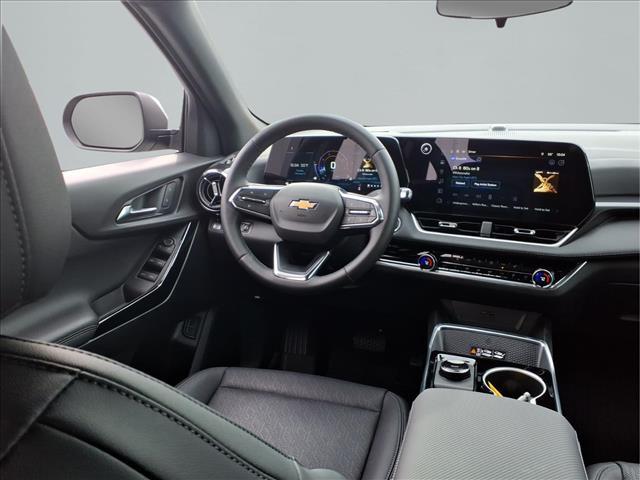 used 2026 Chevrolet Equinox car, priced at $29,900