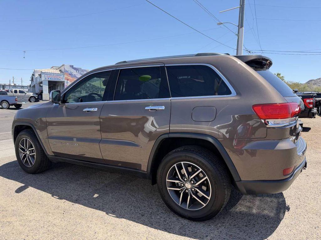 used 2018 Jeep Grand Cherokee car, priced at $17,999