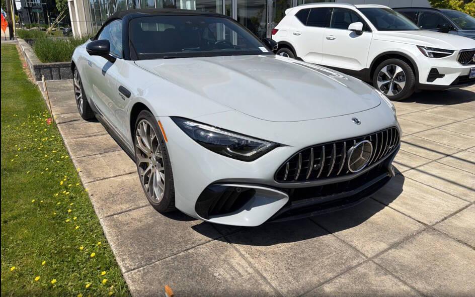 used 2022 Mercedes-Benz AMG SL 55 car, priced at $97,000