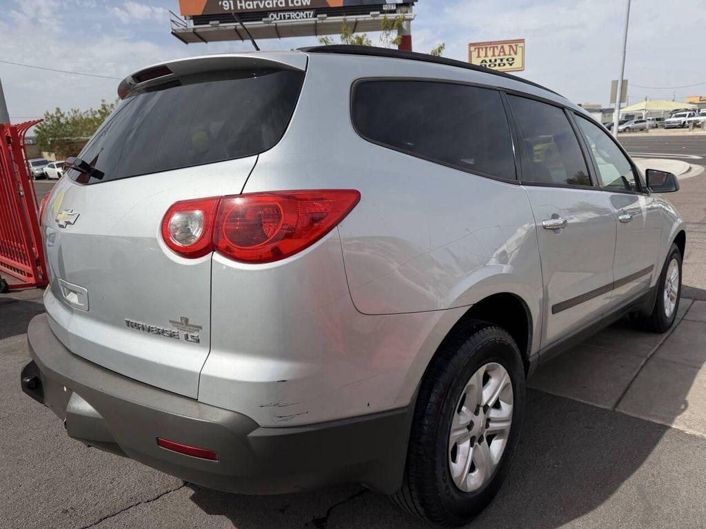 used 2012 Chevrolet Traverse car, priced at $3,950
