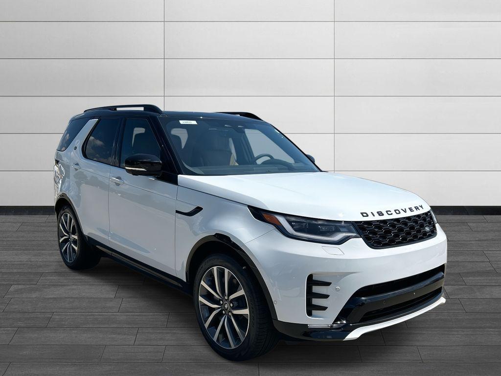 new 2025 Land Rover Discovery car, priced at $66,778