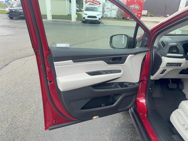new 2026 Honda Odyssey car, priced at $42,100