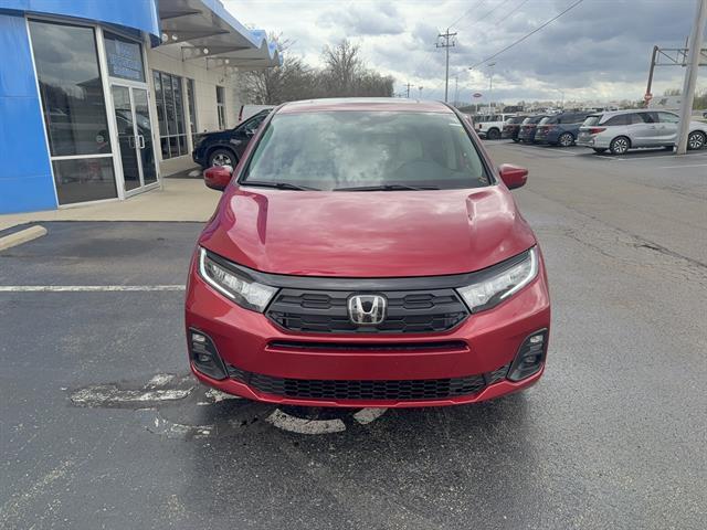 new 2026 Honda Odyssey car, priced at $42,100
