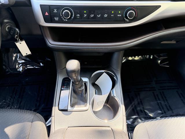 used 2019 Toyota Highlander car, priced at $20,900