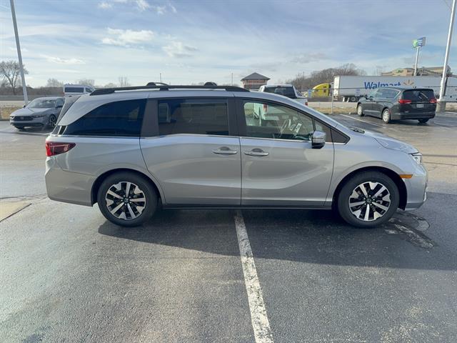 new 2026 Honda Odyssey car, priced at $43,200