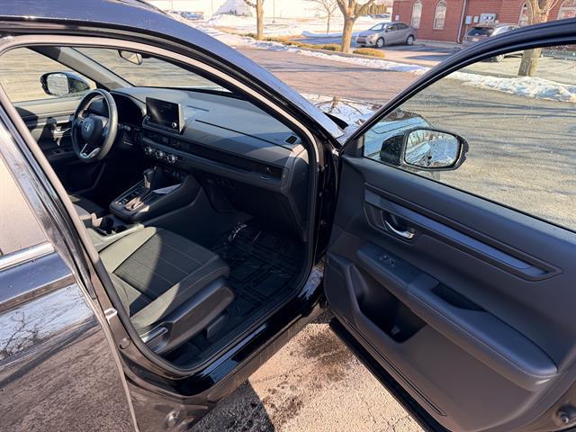 used 2023 Honda CR-V Hybrid car, priced at $31,200