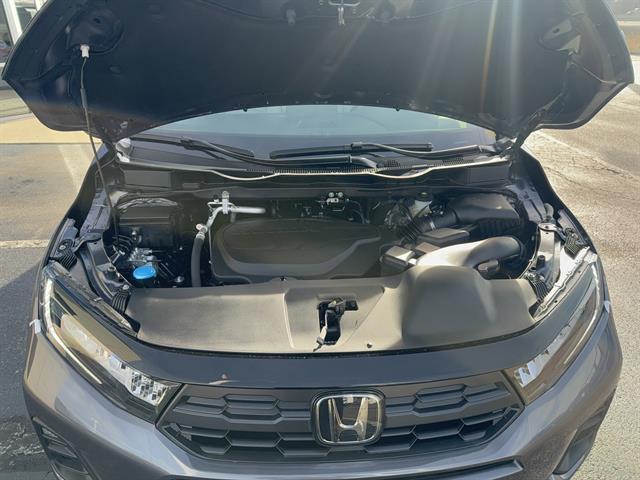 new 2026 Honda Odyssey car, priced at $42,800