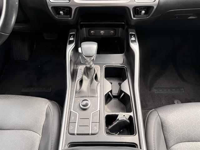 used 2022 Kia Sorento car, priced at $25,900