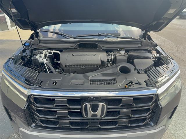 new 2026 Honda Pilot car, priced at $52,000
