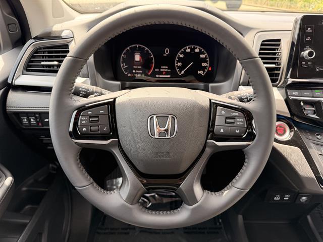 used 2026 Honda Odyssey car, priced at $46,400