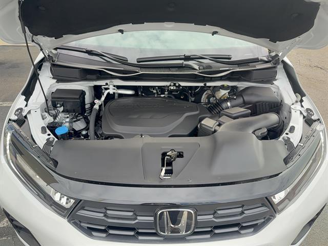 new 2026 Honda Odyssey car, priced at $42,800