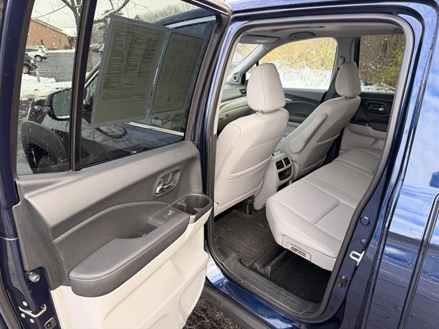 used 2022 Honda Ridgeline car, priced at $30,300