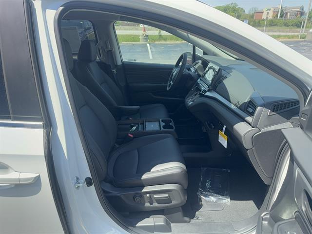new 2026 Honda Odyssey car, priced at $42,400