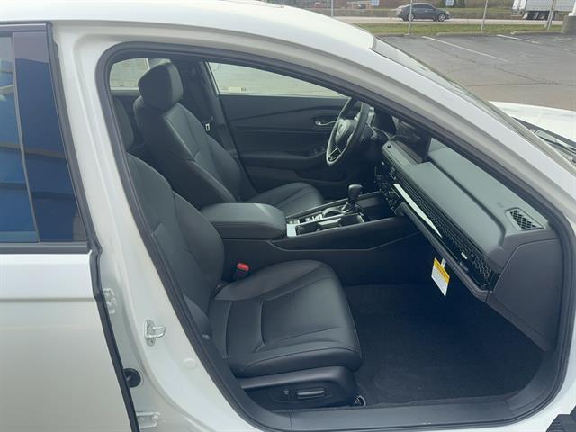 new 2026 Honda Accord Hybrid car, priced at $35,300