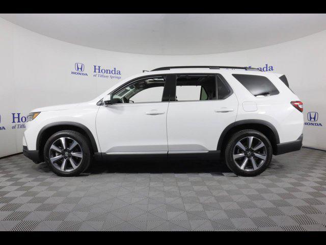 used 2025 Honda Pilot car, priced at $51,875