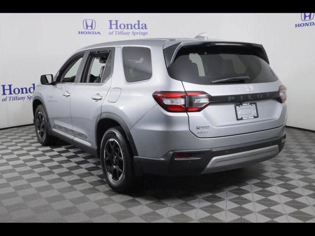 used 2025 Honda Pilot car, priced at $42,575