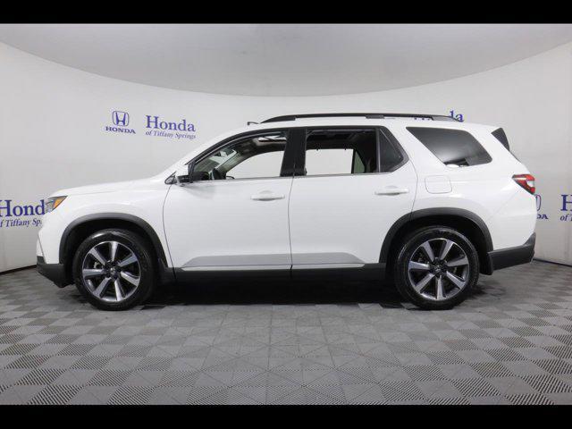 used 2025 Honda Pilot car, priced at $50,875