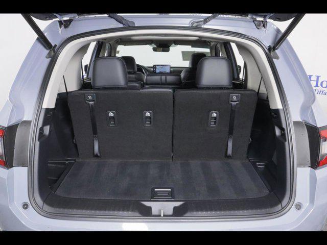 used 2023 Honda Pilot car, priced at $43,975
