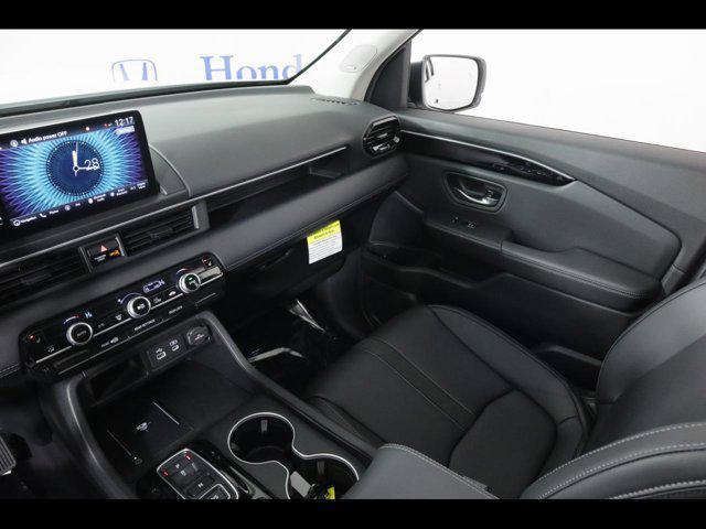used 2025 Honda Pilot car, priced at $47,875