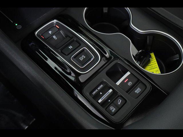 used 2025 Honda Pilot car, priced at $47,875