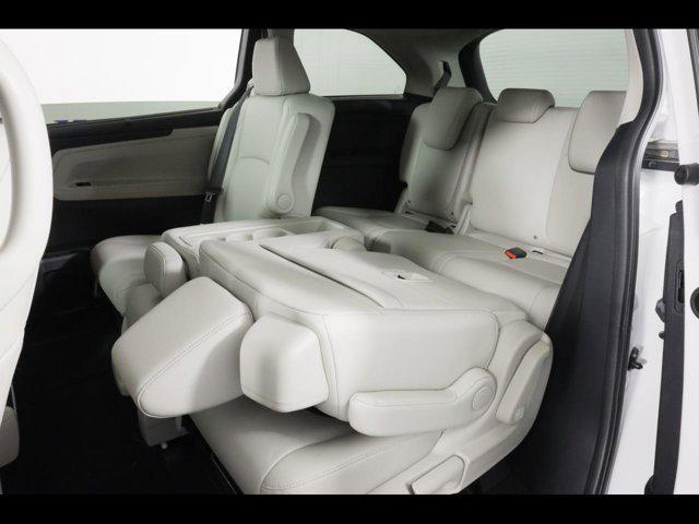 used 2025 Honda Odyssey car, priced at $42,875