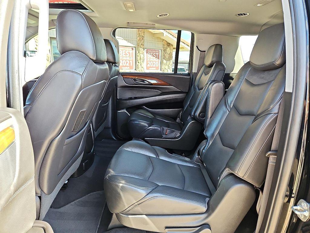 used 2019 Cadillac Escalade ESV car, priced at $27,980
