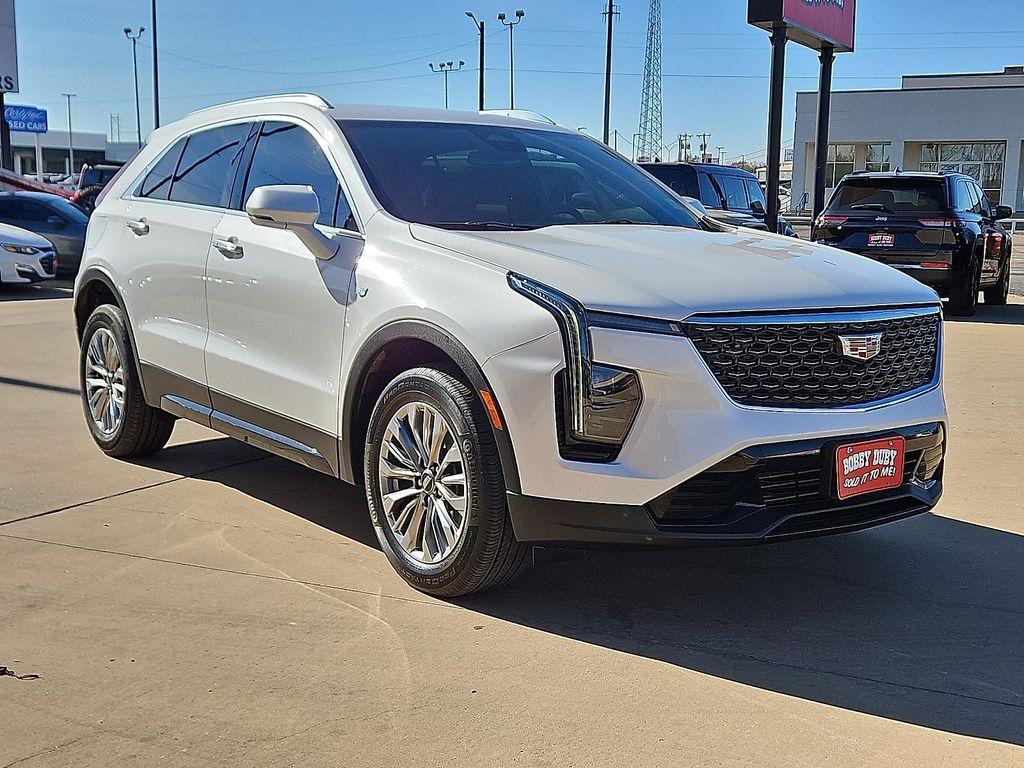 used 2024 Cadillac XT4 car, priced at $30,980