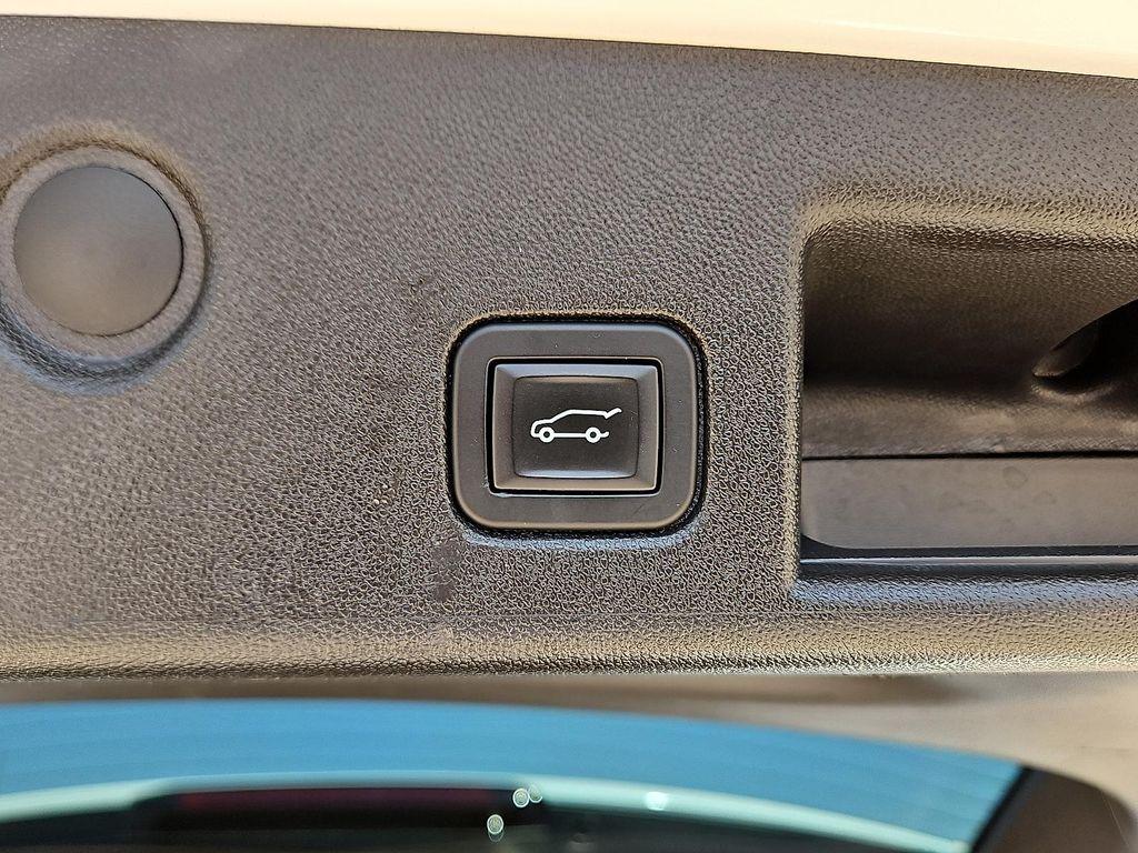 used 2024 Chevrolet Equinox car, priced at $23,980