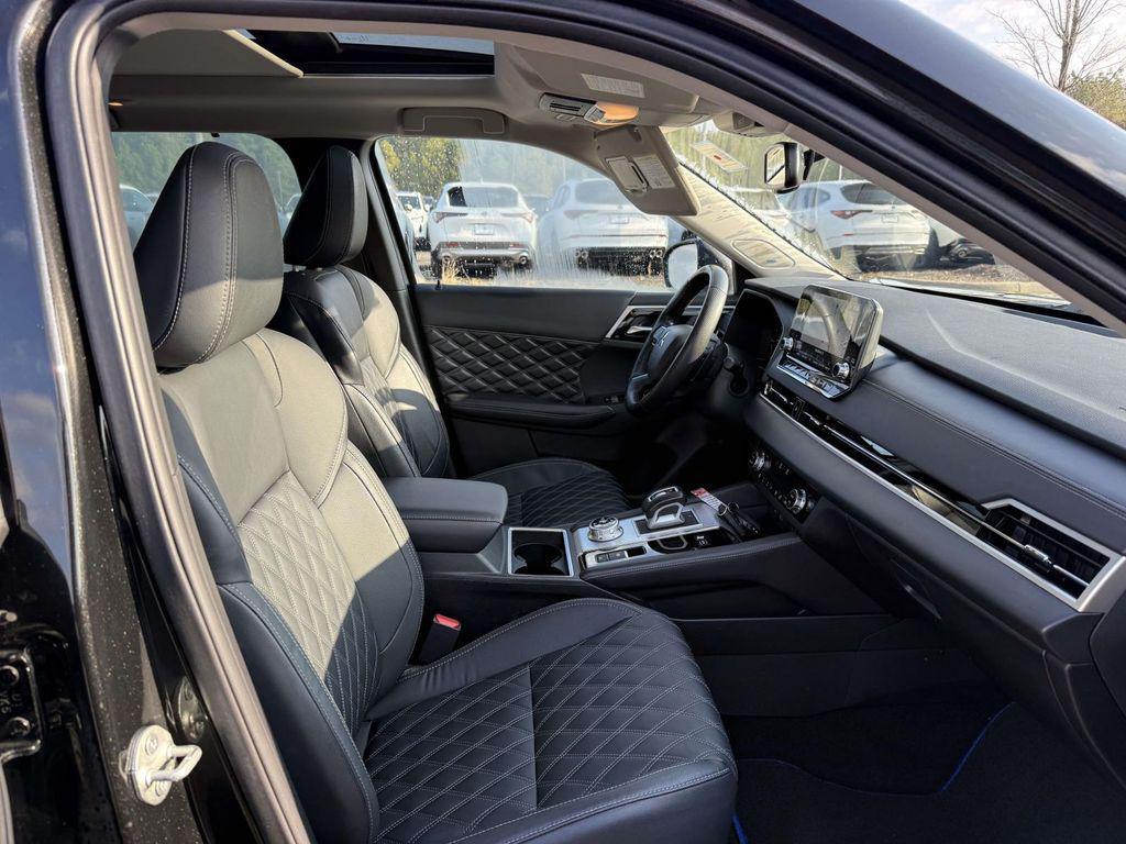 used 2023 Mitsubishi Outlander PHEV car, priced at $28,500