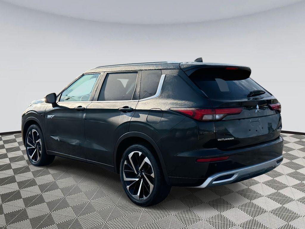 used 2023 Mitsubishi Outlander PHEV car, priced at $28,500