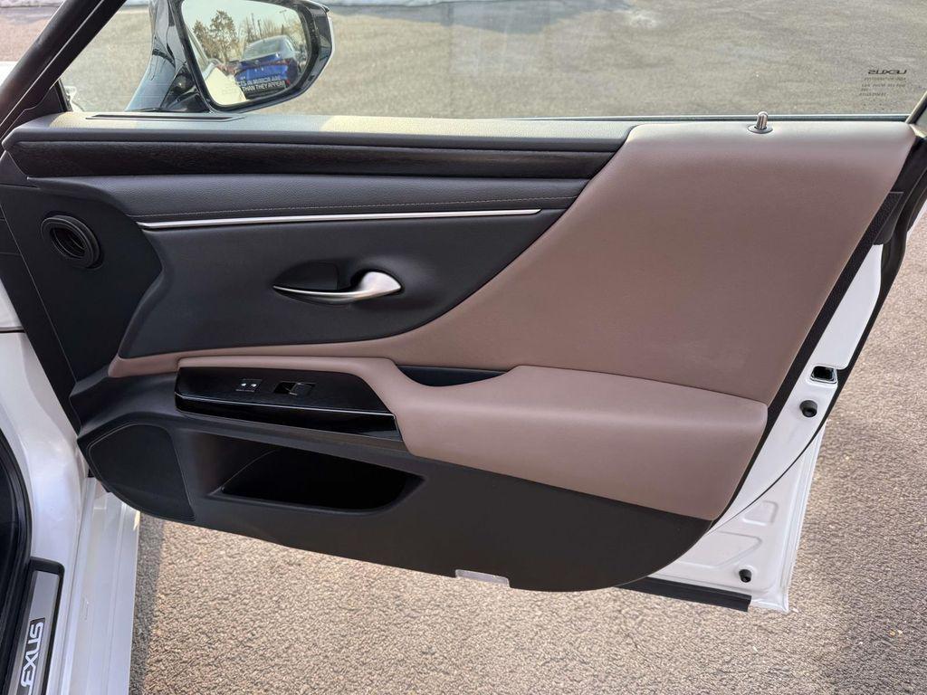 used 2025 Lexus ES 350 car, priced at $43,150