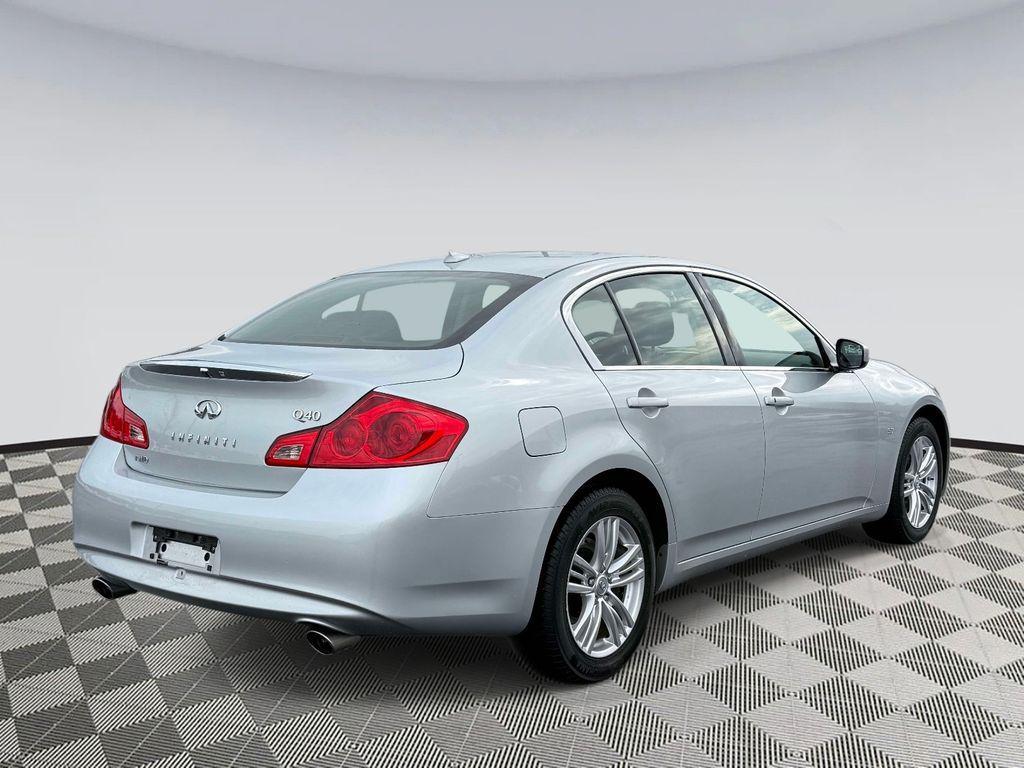 used 2015 INFINITI Q40 car, priced at $21,889