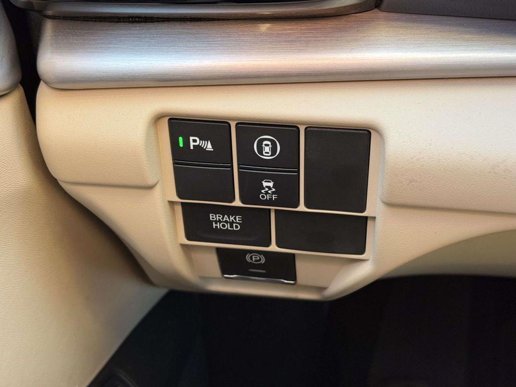 used 2023 Acura RDX car, priced at $32,977