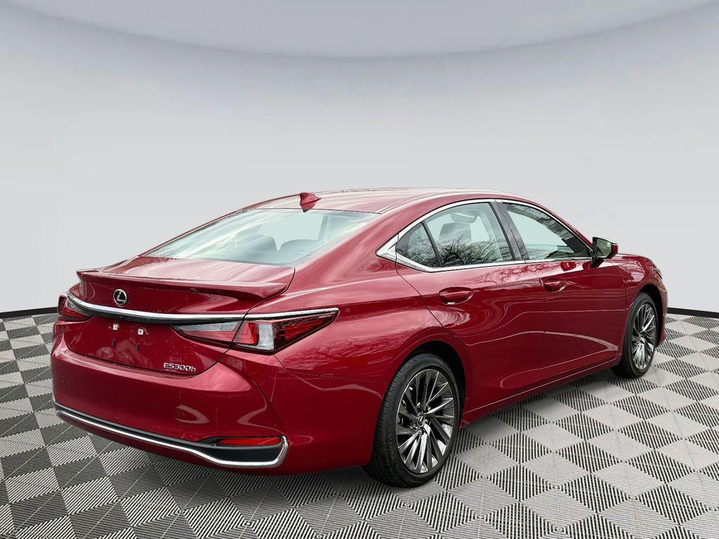 used 2025 Lexus ES 300h car, priced at $50,350