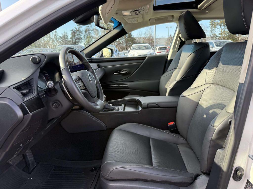 used 2024 Lexus ES 300h car, priced at $42,500
