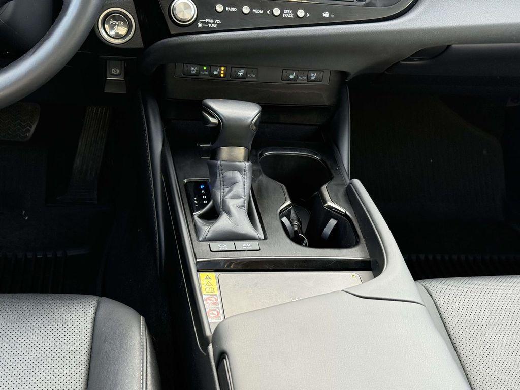 used 2024 Lexus ES 300h car, priced at $42,500