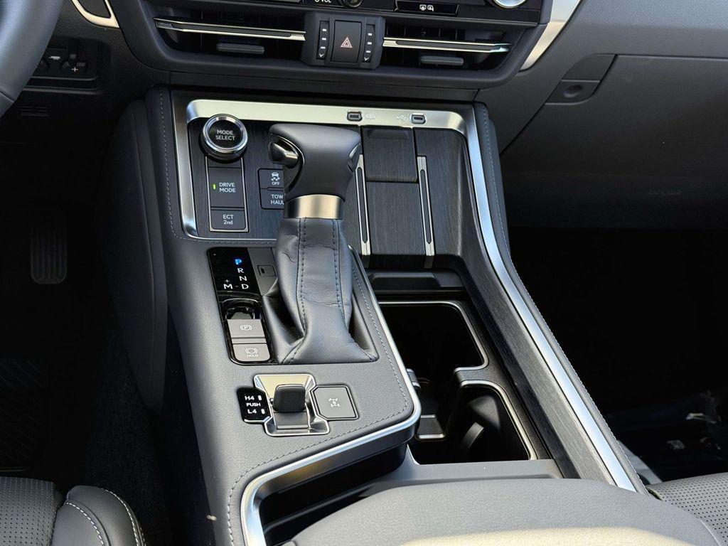 new 2026 Lexus GX 550 car, priced at $86,244