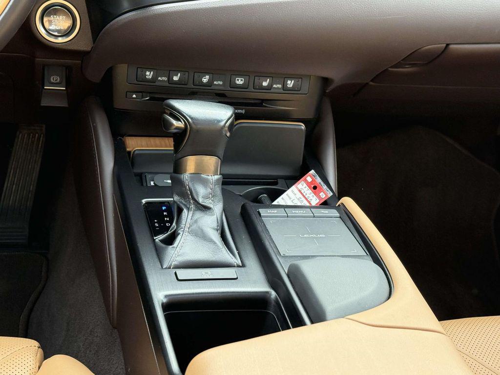 used 2019 Lexus ES 350 car, priced at $38,900