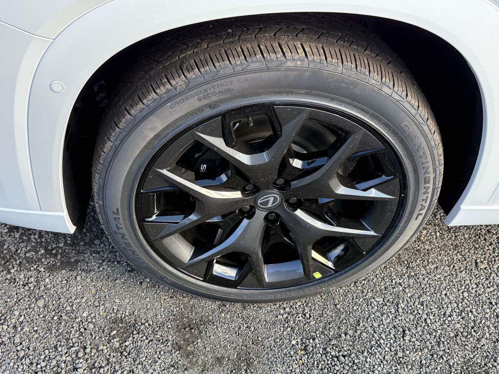 new 2026 Lexus TX 500h car, priced at $75,164